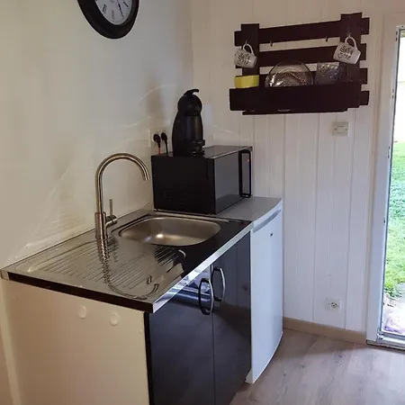 La Maisonnette D'hotes Pleine De Charme, Piscine & Velos